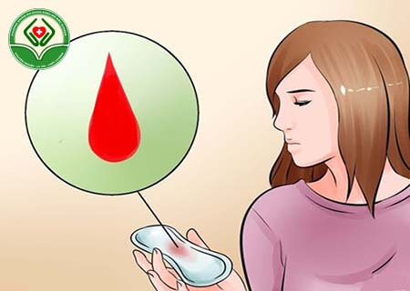 Tại sao âm đạo ra máu bất thường