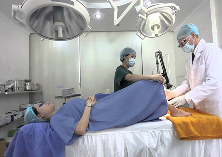 Điều trị viêm lộ tuyến 2cm ở đâu